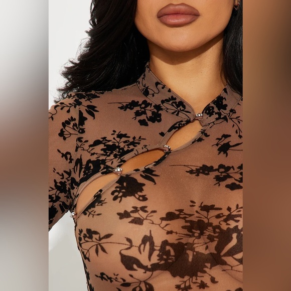 New Raelynn Short Sleeve Mesh Jumpsuit in Brown Size Large - Picture 3 of 7